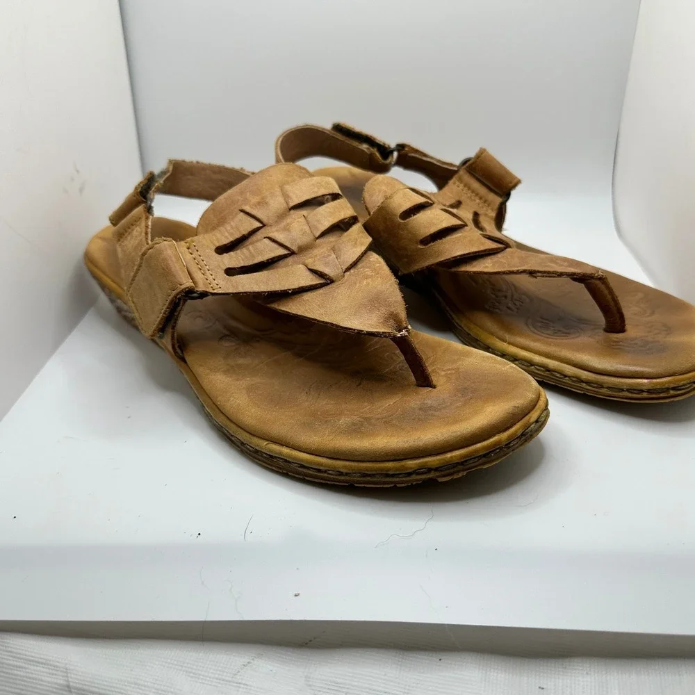 Born Womens Tan Leather Woven T-Strap Wedge Thong Sandals Size 7 M/W D60516